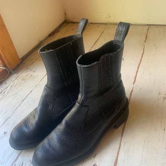 Dr. Martens black Chelsea boots - Picture 2 of 4
